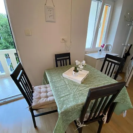 Varga Apartman *